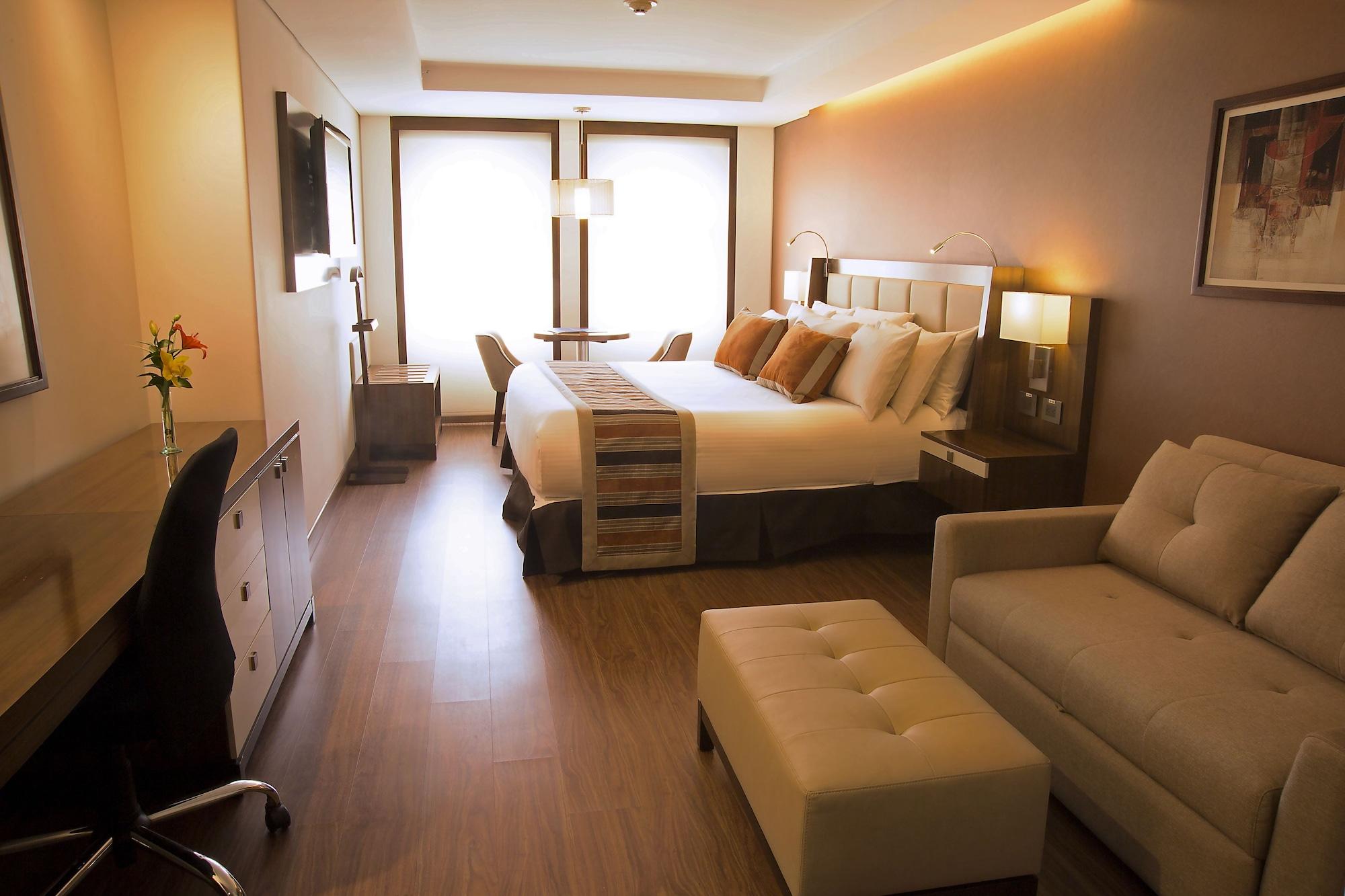 Hotel Dann Carlton ボゴタ エクステリア 写真 A typical studio apartment