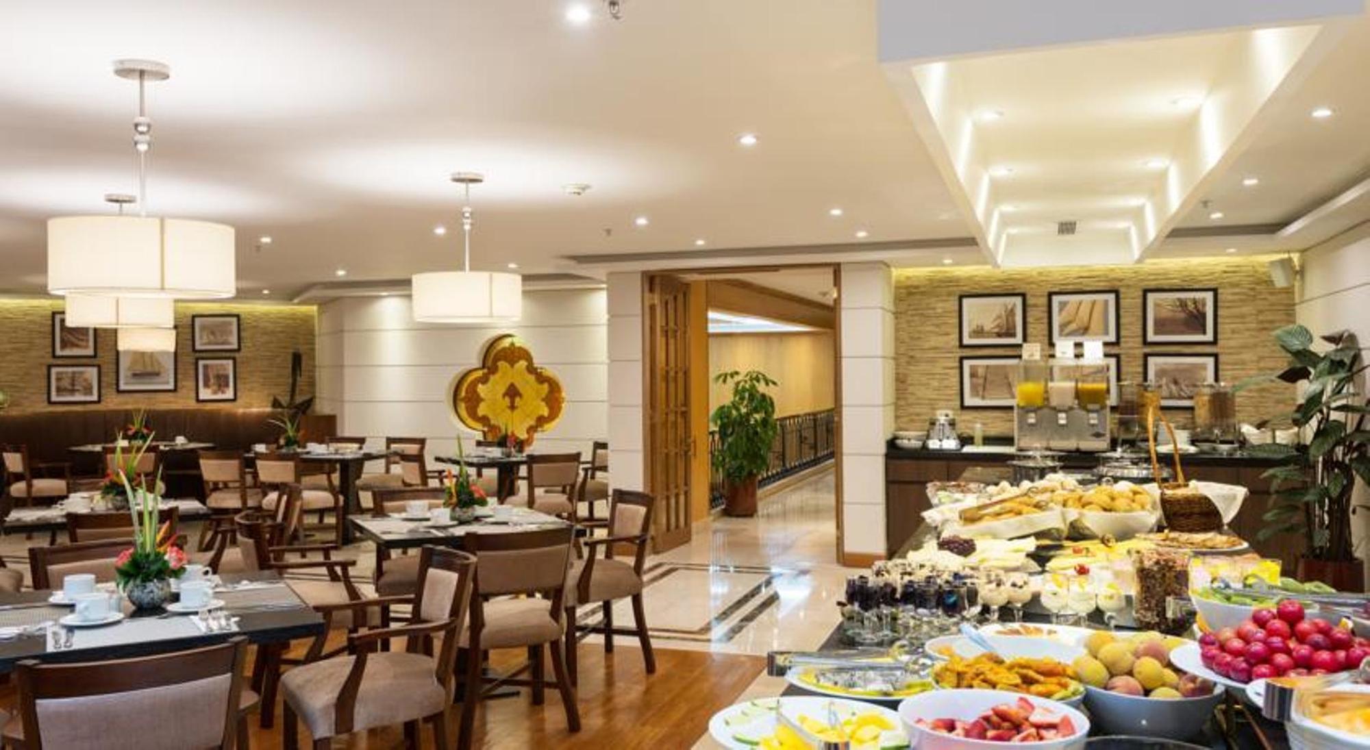 Hotel Dann Carlton ボゴタ エクステリア 写真 The buffet at the hotel