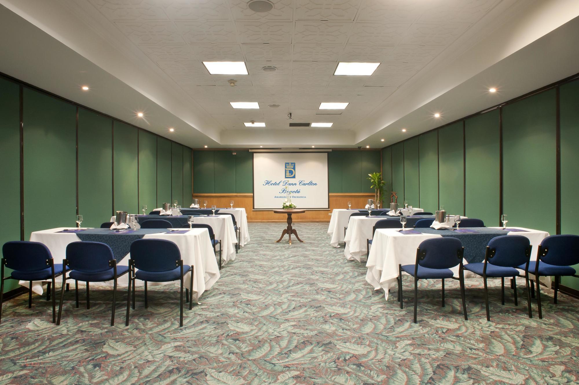 Hotel Dann Carlton ボゴタ エクステリア 写真 A typical conference room