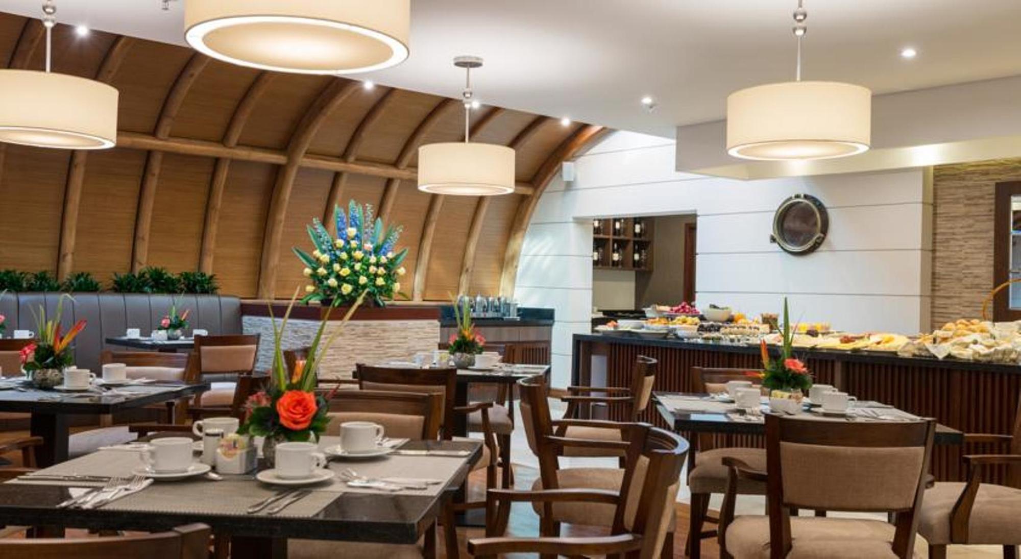 Hotel Dann Carlton ボゴタ エクステリア 写真 The interior of the lounge